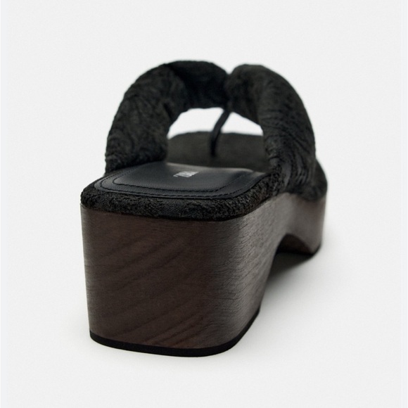 Zara NWT fabric sandals LIMITED EDITION - Picture 5 of 8